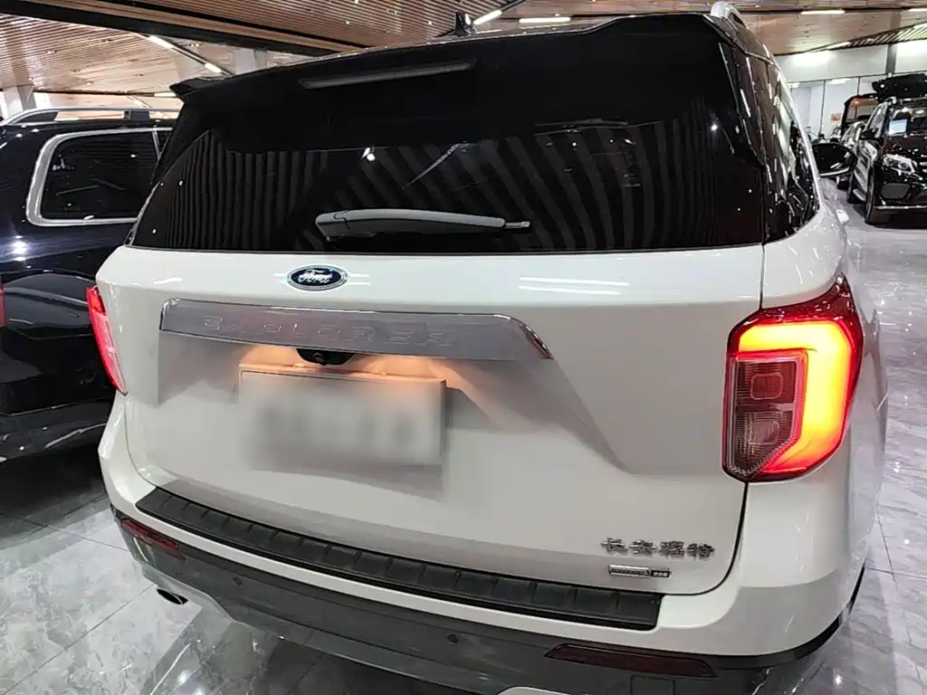 Ford Explorer 2021