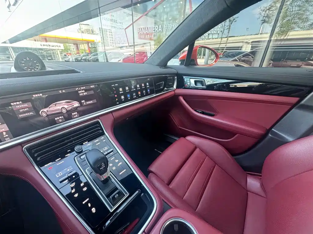Porsche Panamera 2021 — фото 17