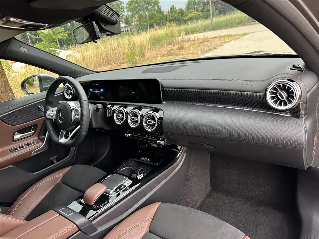 Mercedes-Benz A-Class 2020 — фото 16