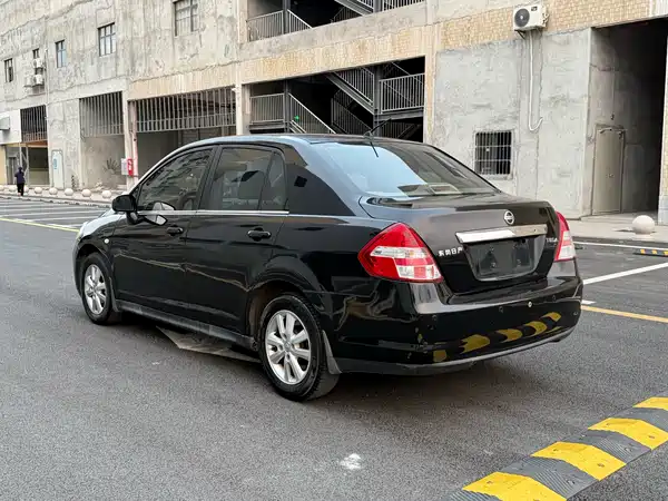 Nissan Tiida 2009