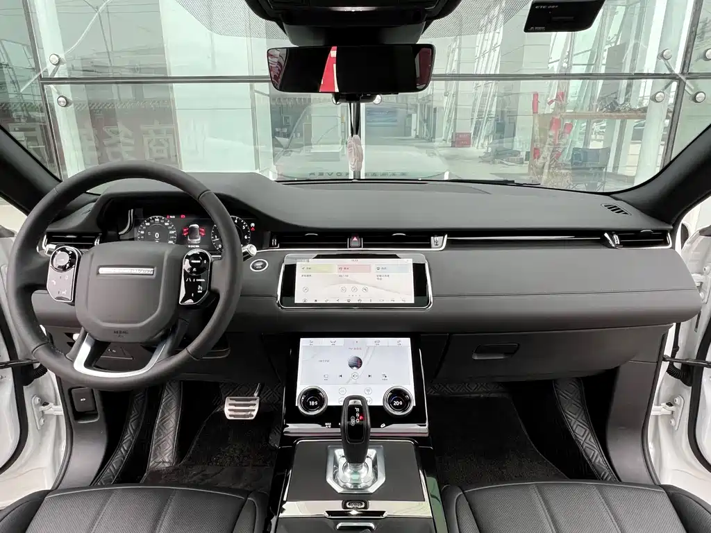 Land Rover Range Rover Evoque 2021 — фото 13
