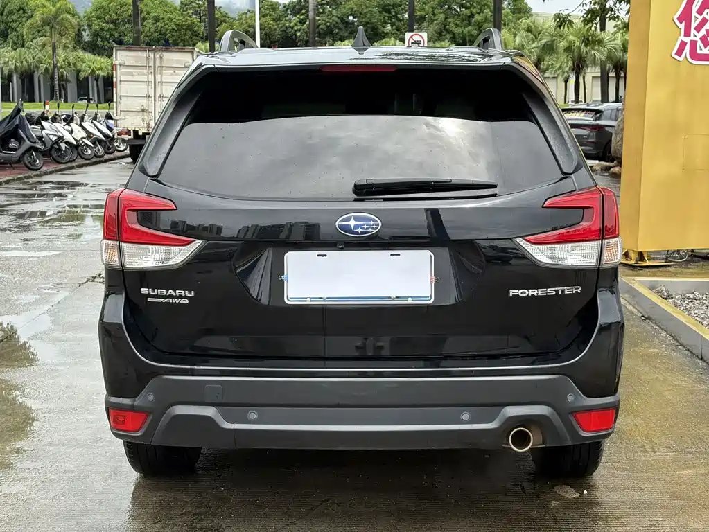 Subaru Forester 2020 — фото 10
