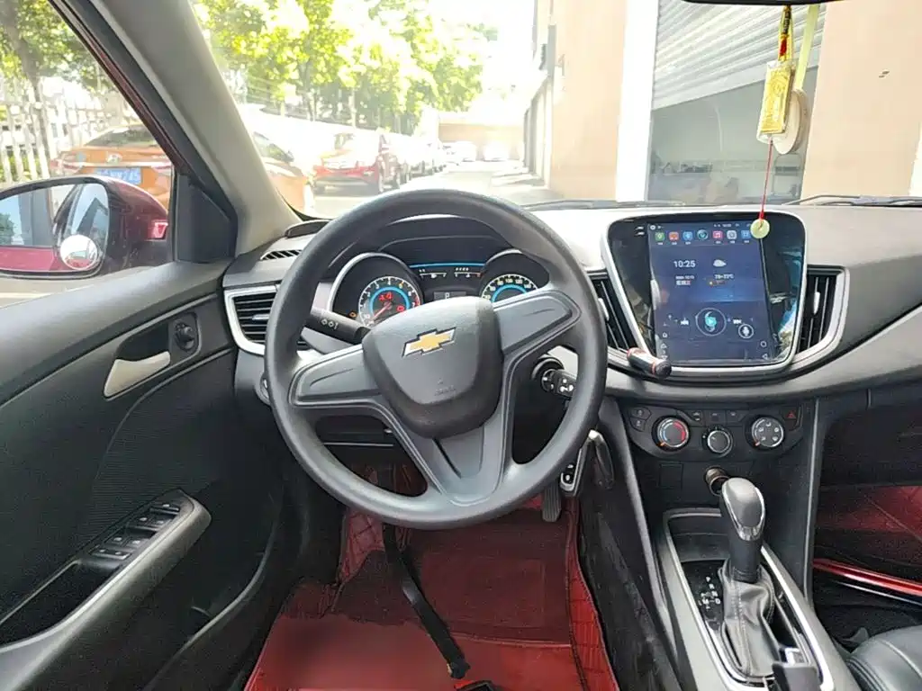 Chevrolet Cavalier 2018 — фото 11