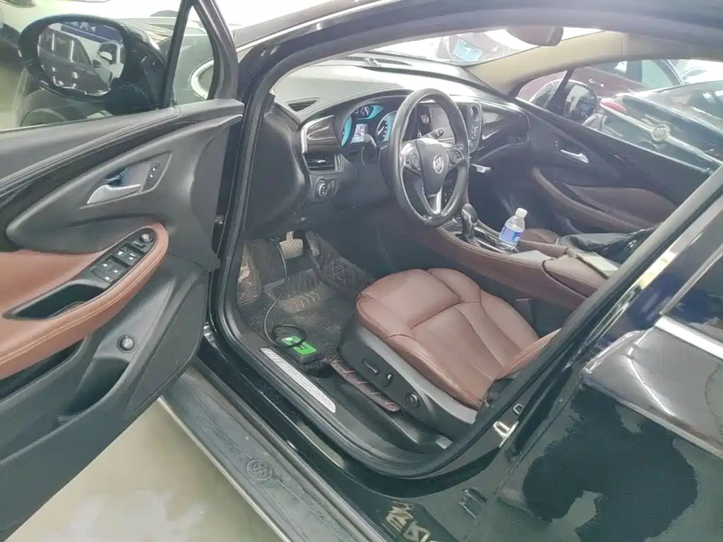 Buick Envision Plus 2016 — фото 16