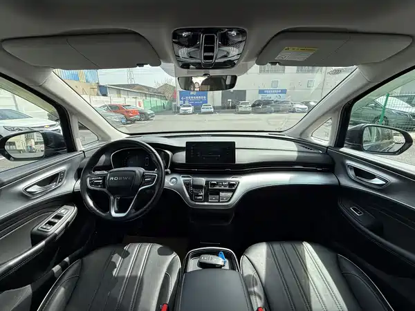 Roewe iMAX8 2023
