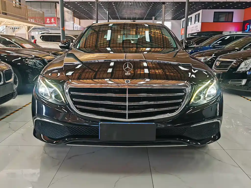 Mercedes-Benz E-Class 2016 — фото 1