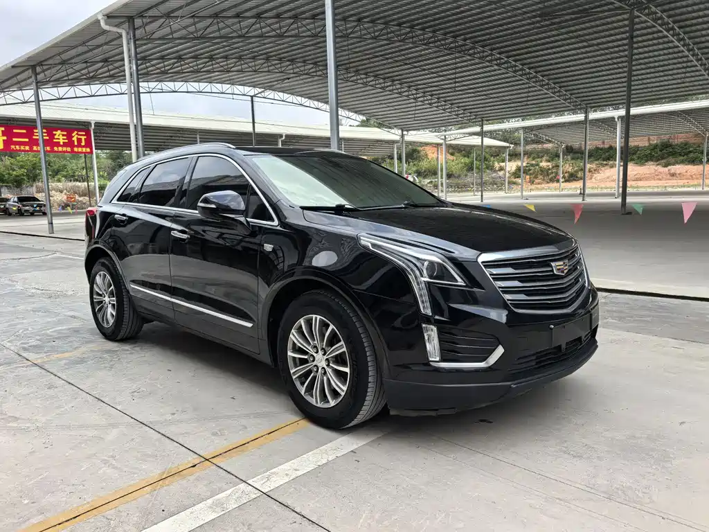 Cadillac XT5 2017 — фото 3