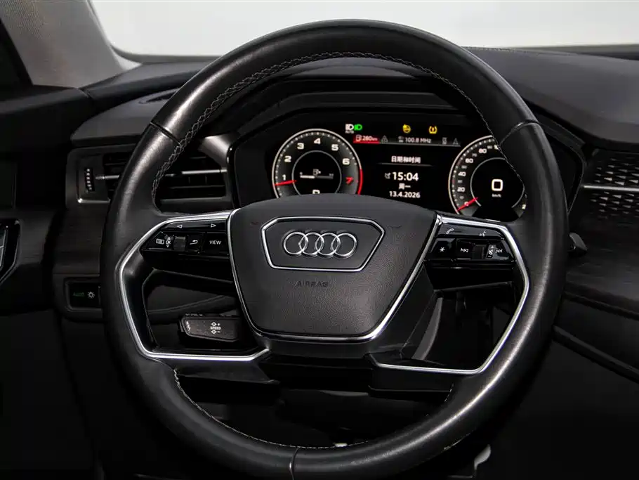 Audi Q6 2024 — фото 14