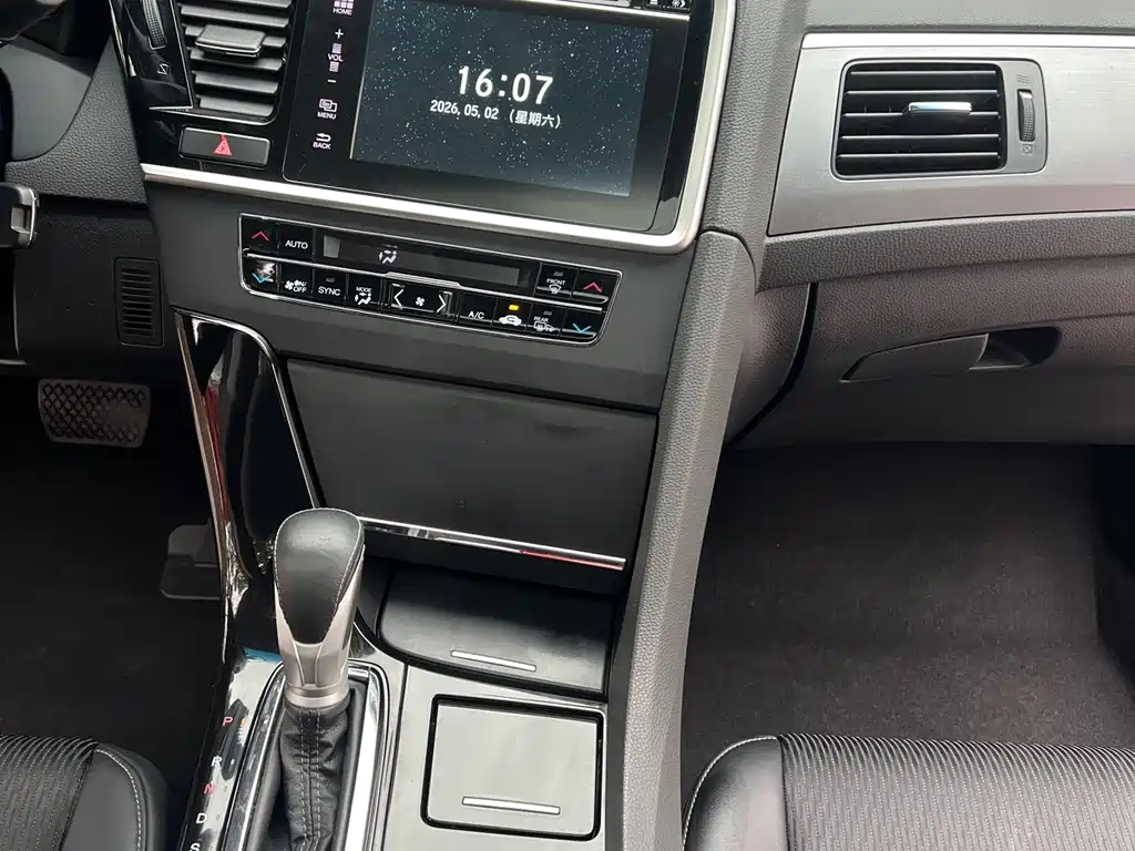 Honda Spirior 2017 — фото 16