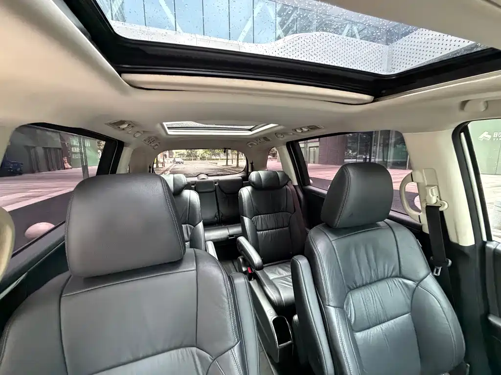 Honda Odyssey 2019 — фото 15