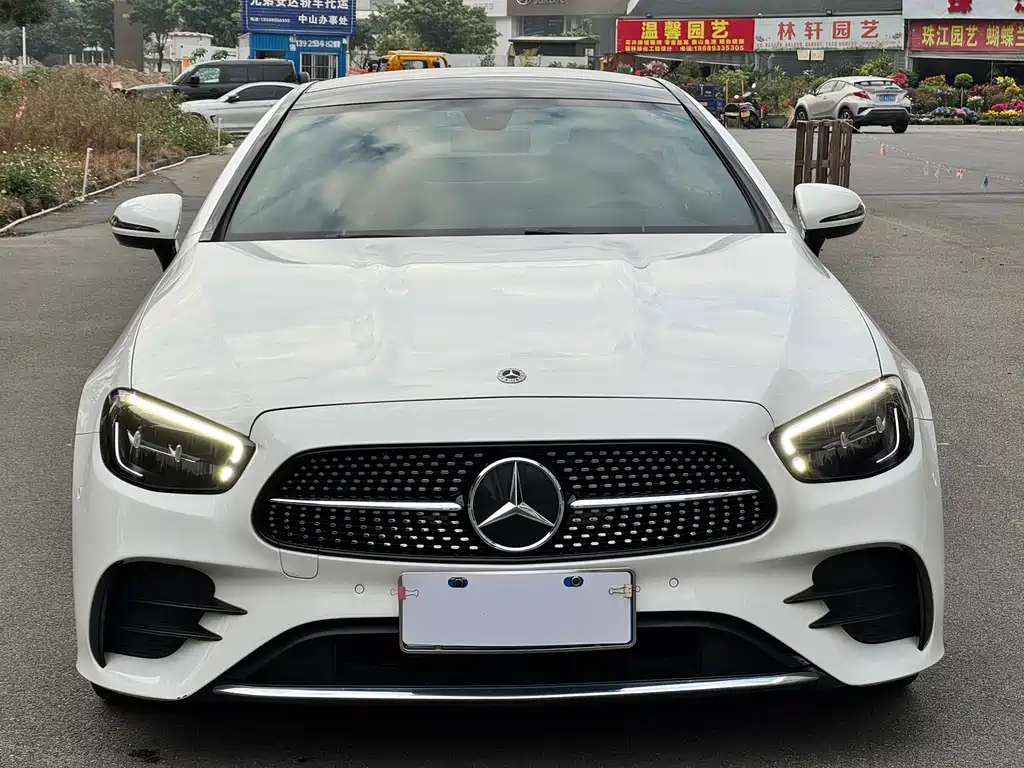 Mercedes-Benz E-Class 2023 — фото 2