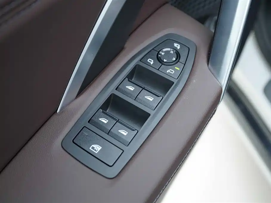 BMW X1 2025 — фото 11