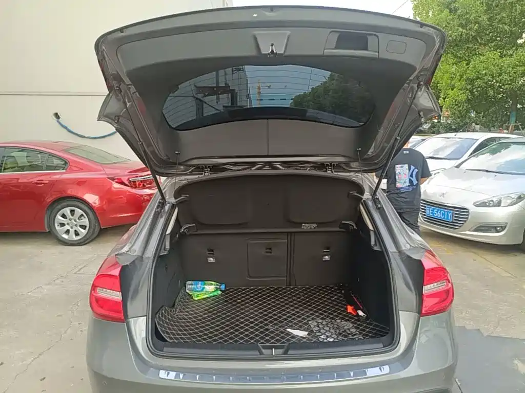 Mercedes-Benz GLA 2016 — фото 19