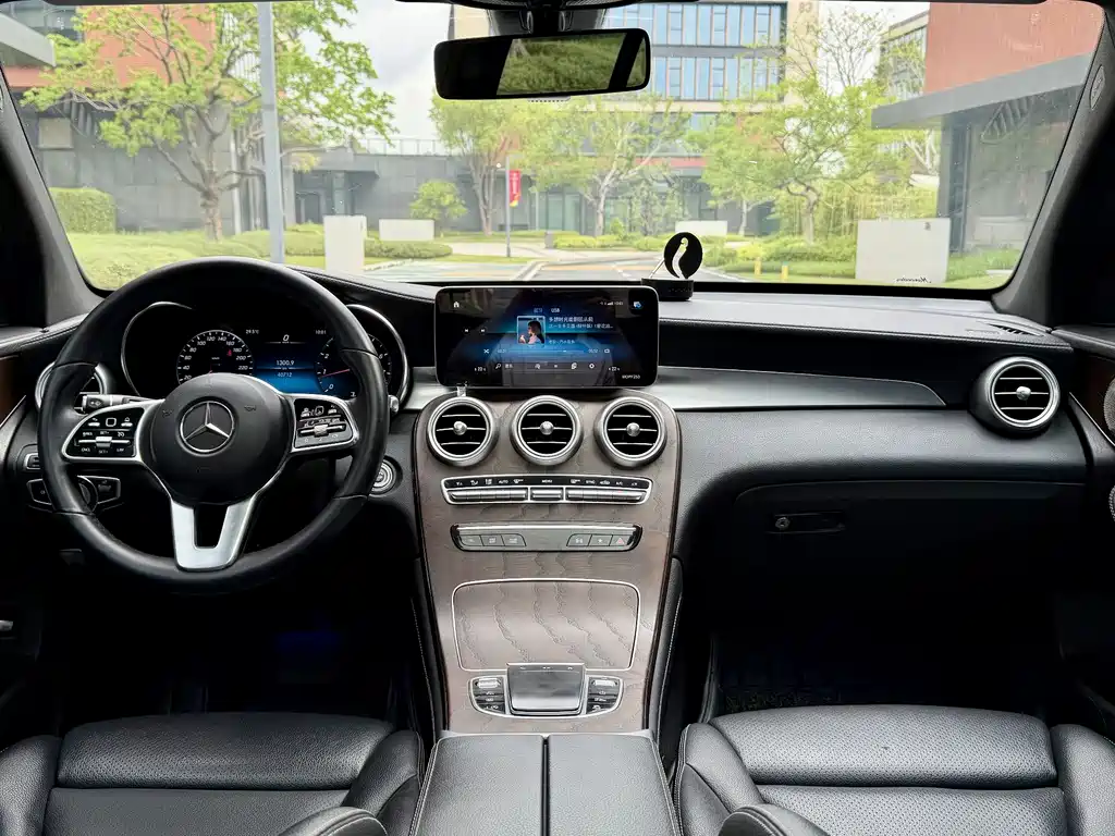 Mercedes-Benz GLC 2020 — фото 14