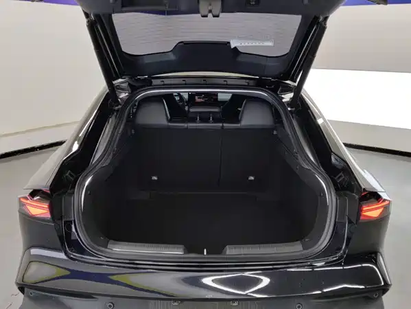 Changan UNI-V 2025