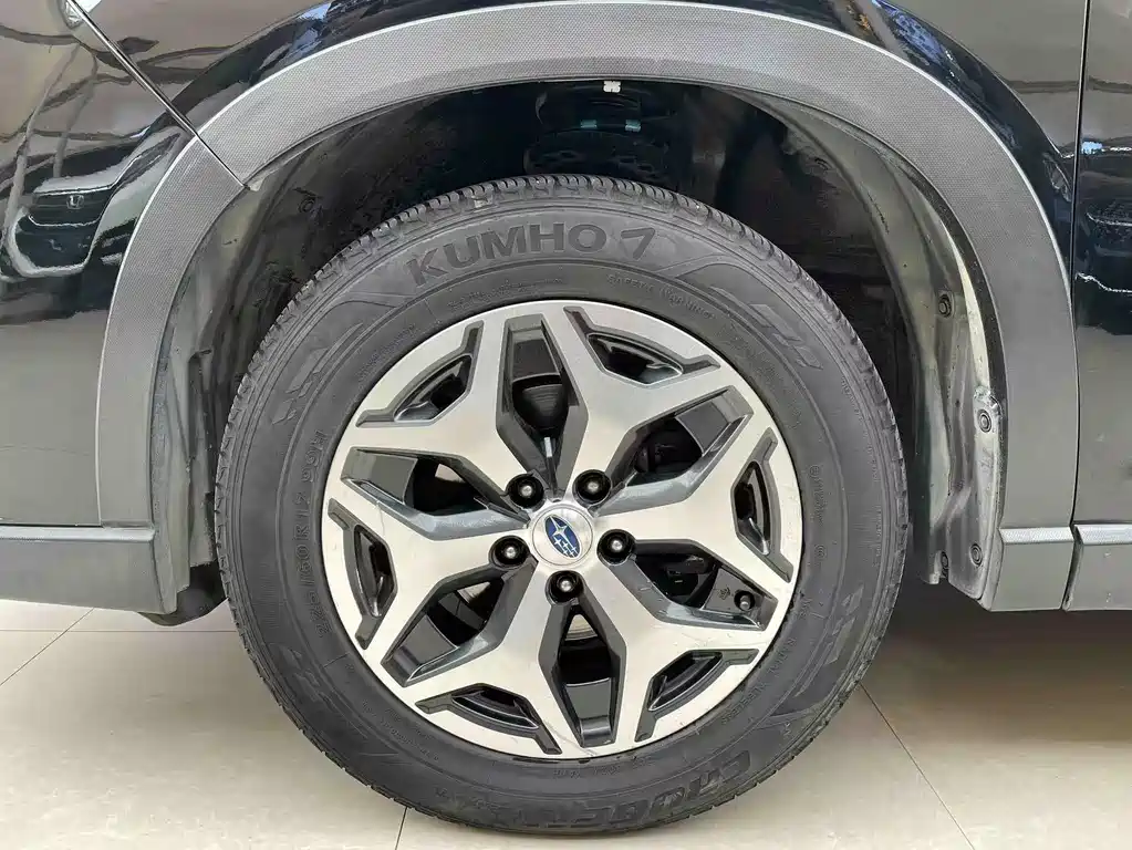 Subaru Forester 2019 — фото 13