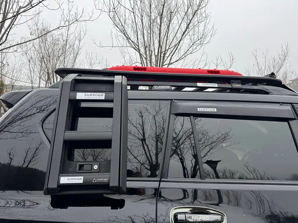 Toyota Prado 2012 — фото 11