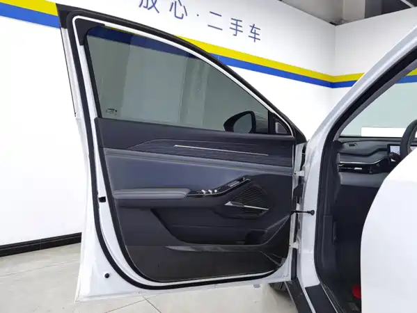 Geely Galaxy L6 2026