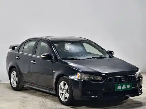 Mitsubishi Lancer EX 2011