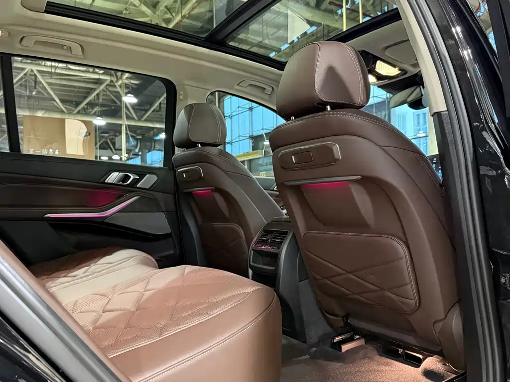 BMW X5 2025 — фото 10