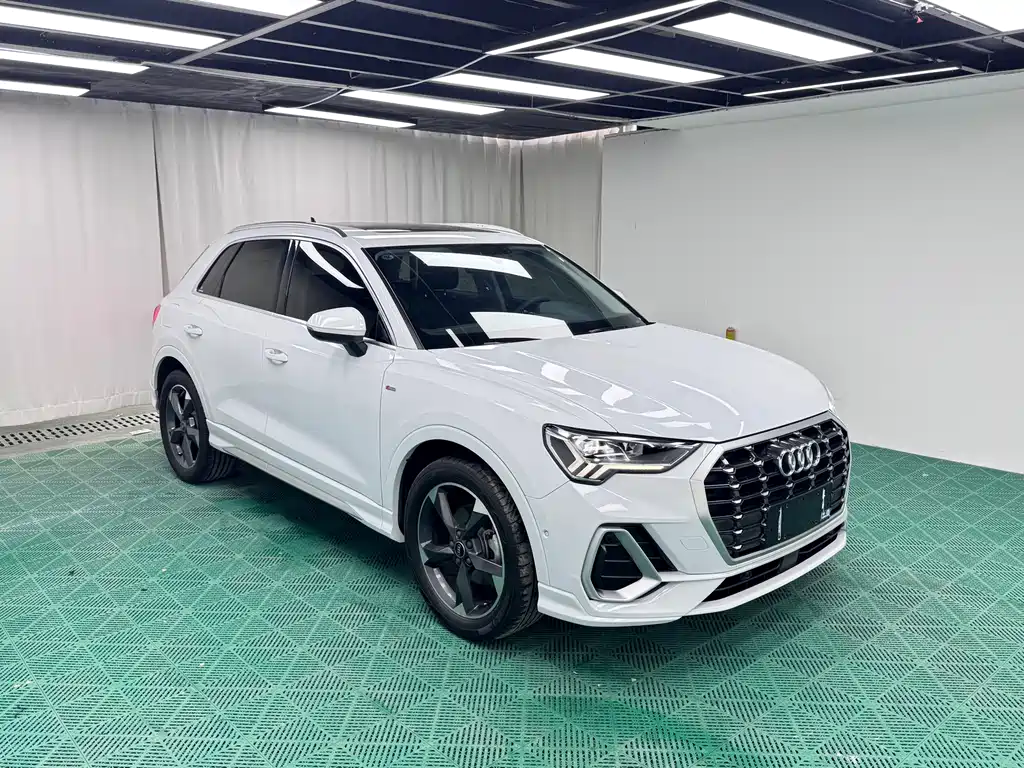 Audi Q3 2022