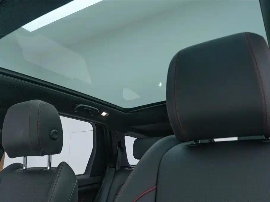 Land Rover Discovery Sport 2020 — фото 17