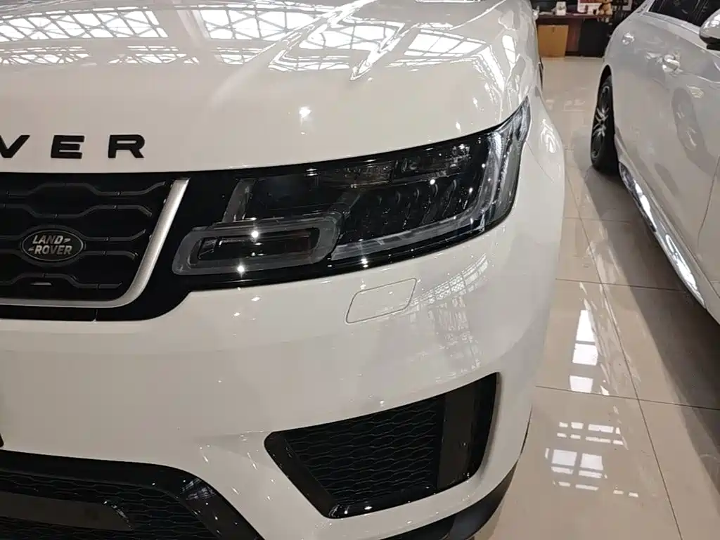 Land Rover Sport 2020 — фото 24