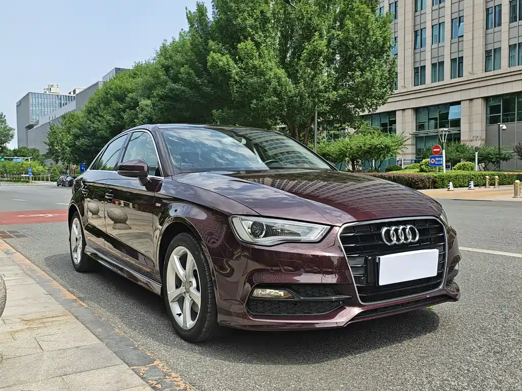 Audi A3 2015 — фото 4