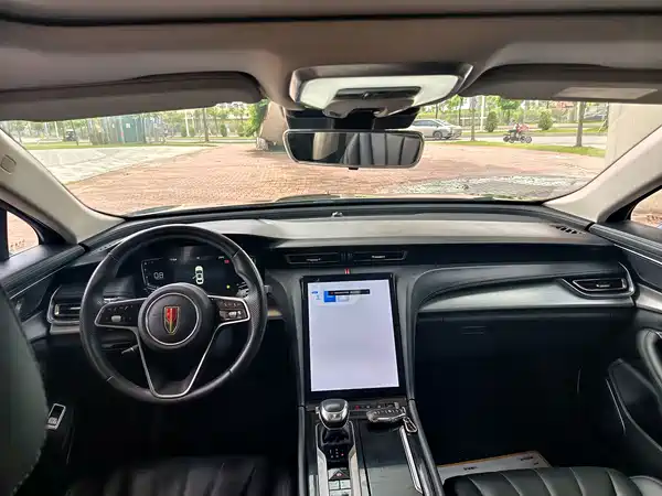 Hongqi H5 2023
