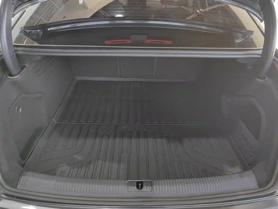 Audi A4L 2021