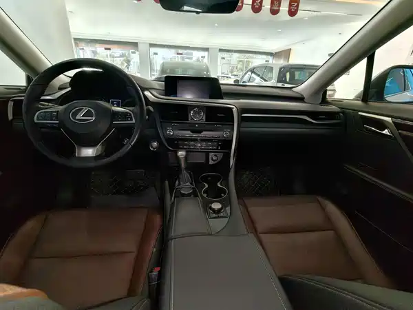 Lexus RX 2019