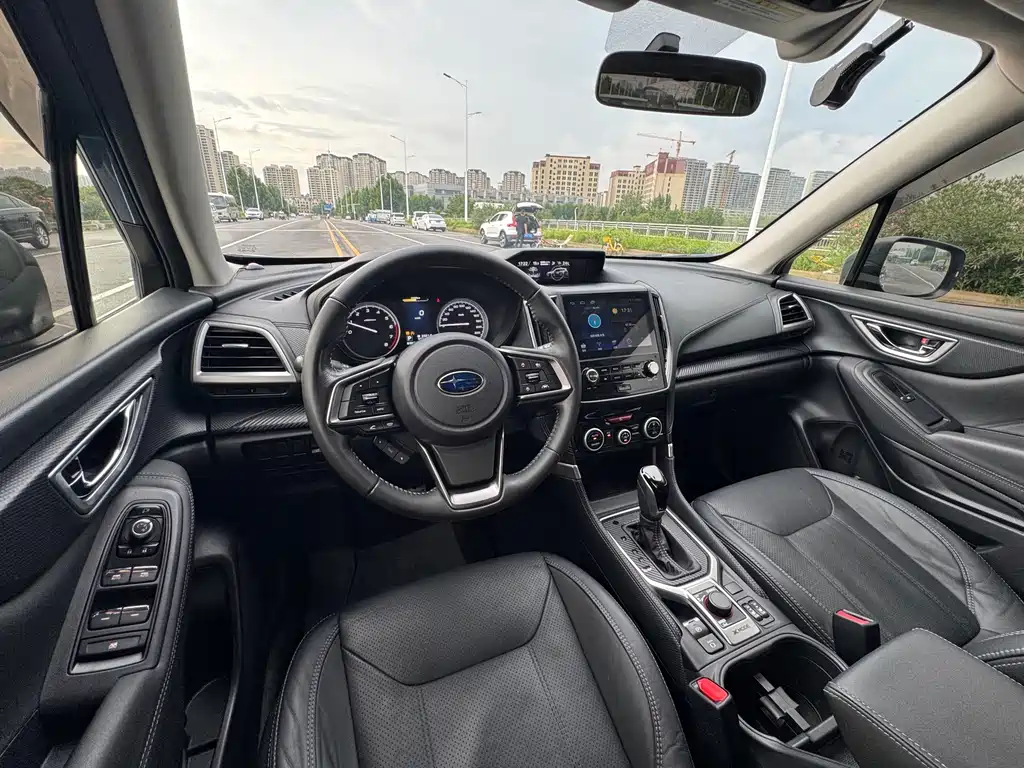 Subaru Forester 2019 — фото 24