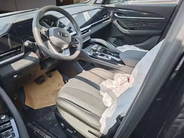 Geely Xingyue L 2024