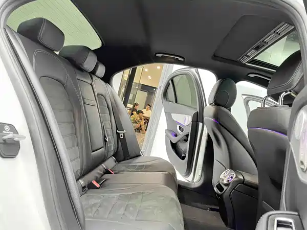 Mercedes-Benz C-Class 2021