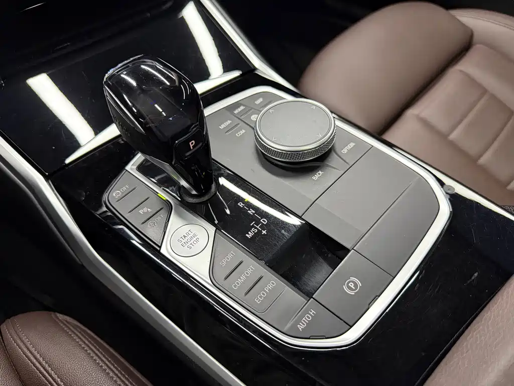 BMW 3 Series 2020 — фото 17