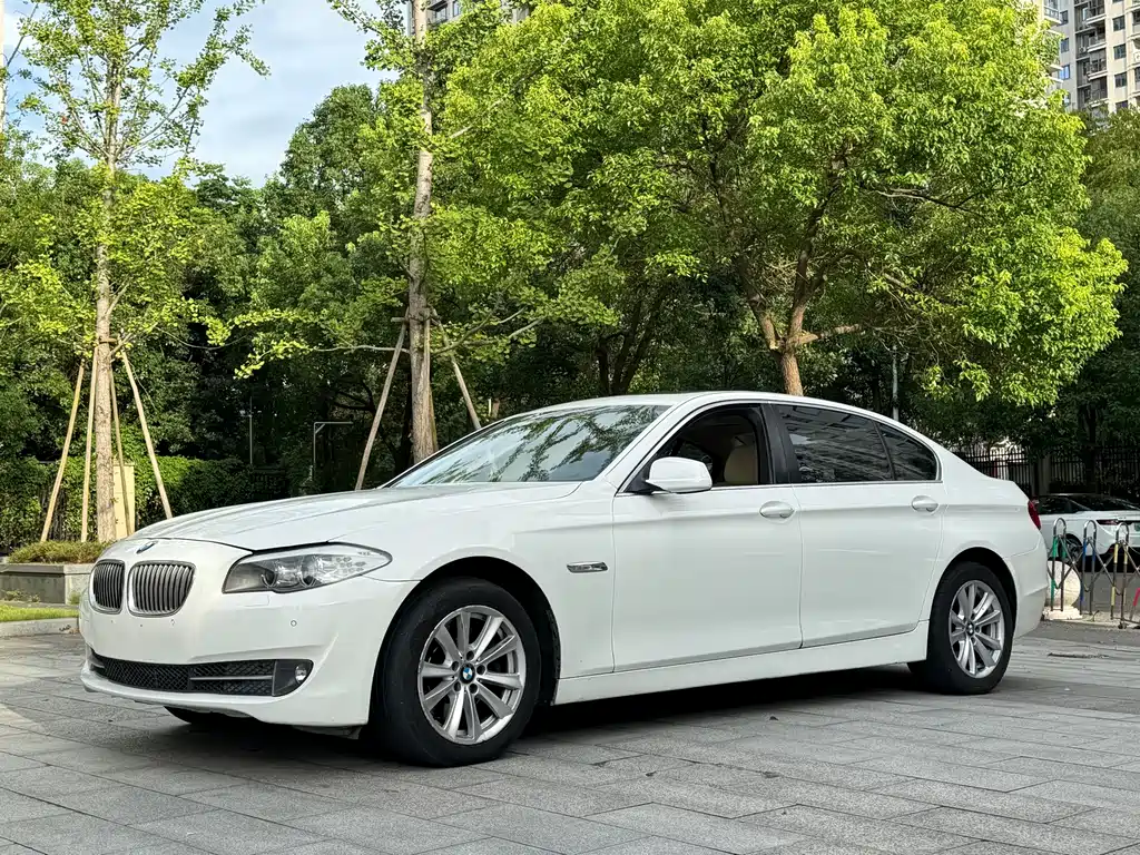 BMW 5 Series 2012