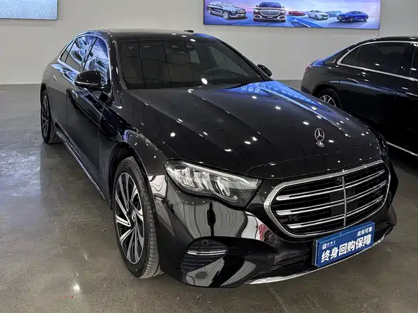 Mercedes-Benz E-Class 2024
