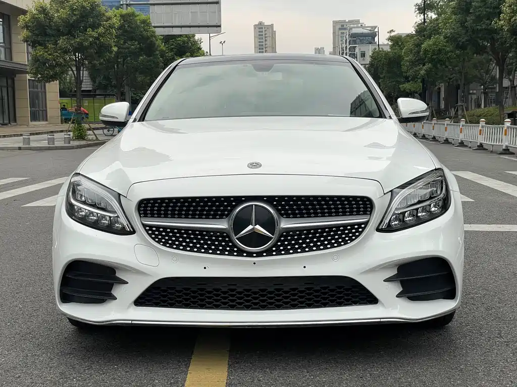 Mercedes-Benz C-Class 2020 — фото 2