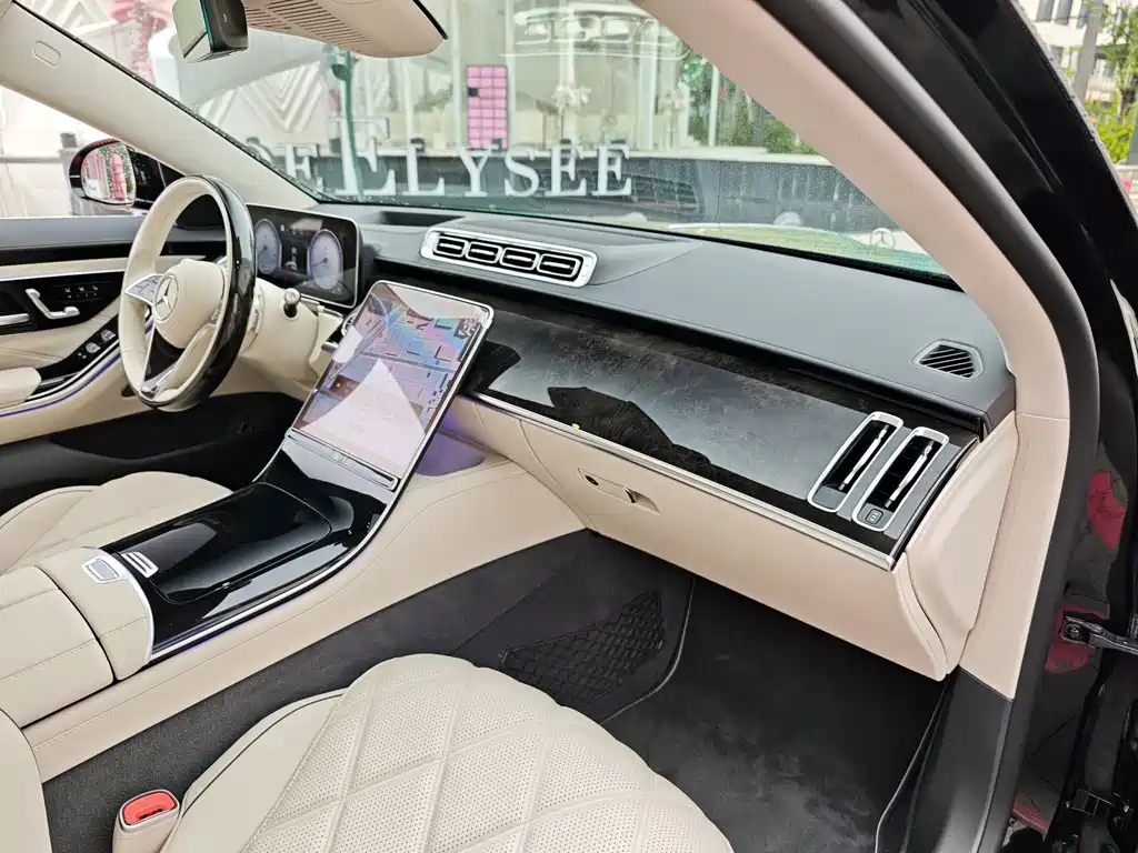Mercedes-Benz S-Class 2023 — фото 12