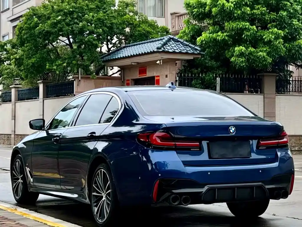 BMW 5 Series 2021 — фото 4