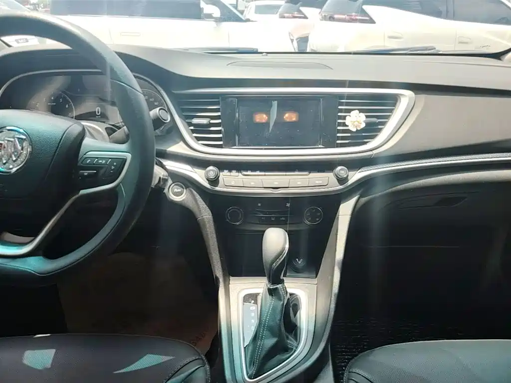 Buick Excelle 2021 — фото 13