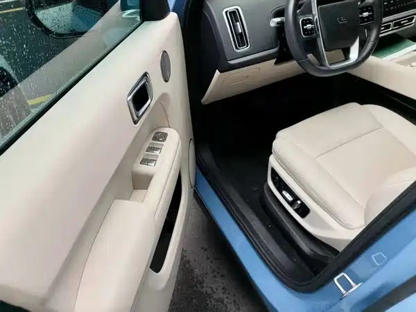 Li Auto L9 2024