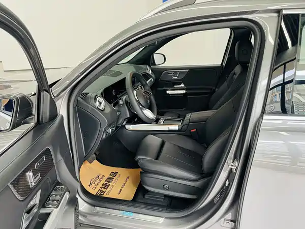 Mercedes-Benz EQB 2025