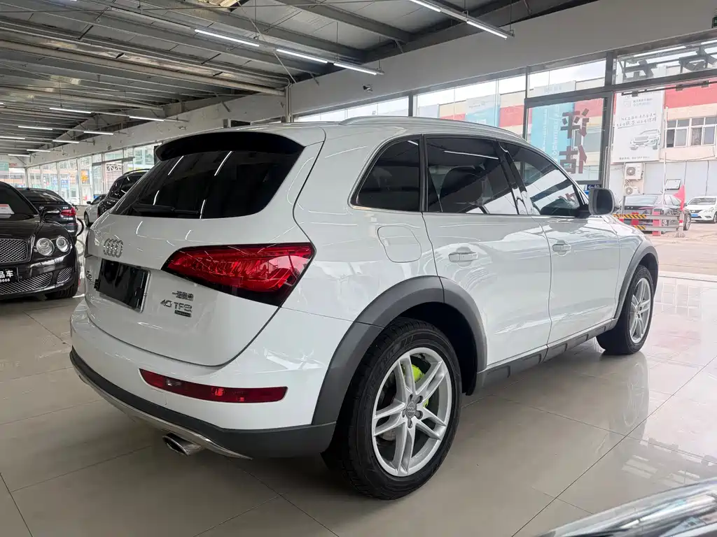 Audi Q5 2018 — фото 9
