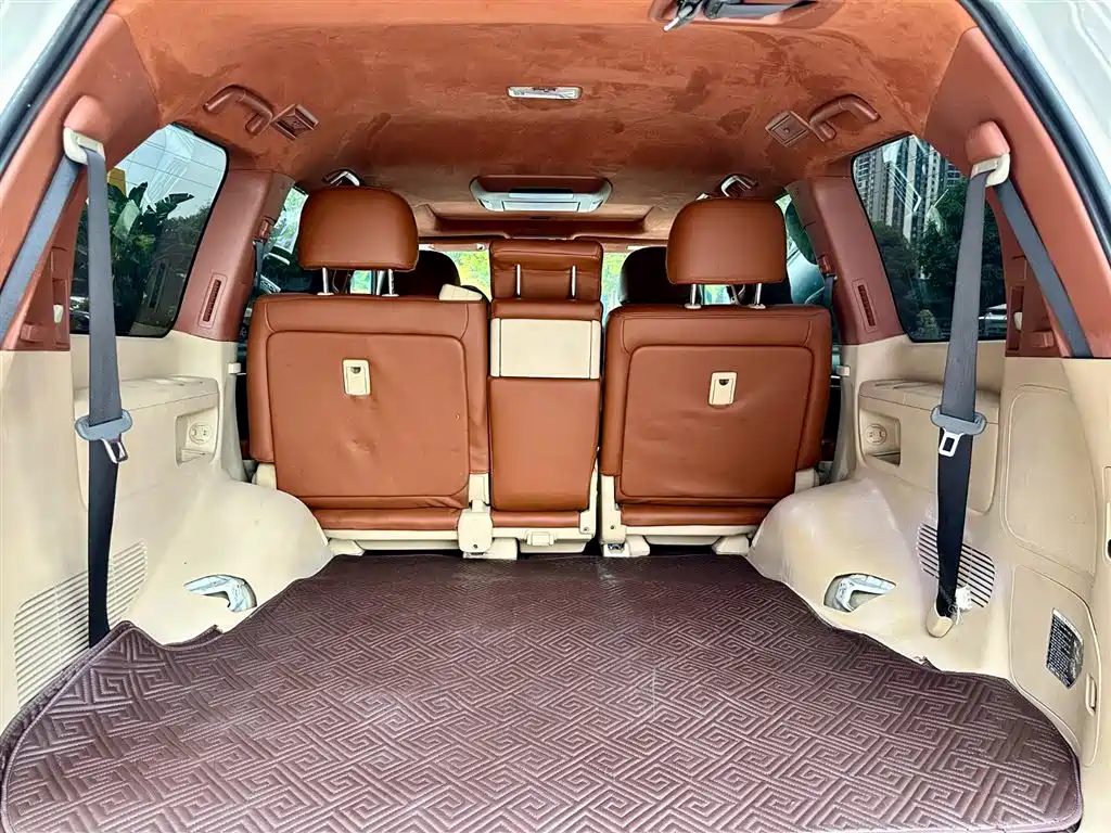 Toyota Land Cruiser 2010 — фото 25