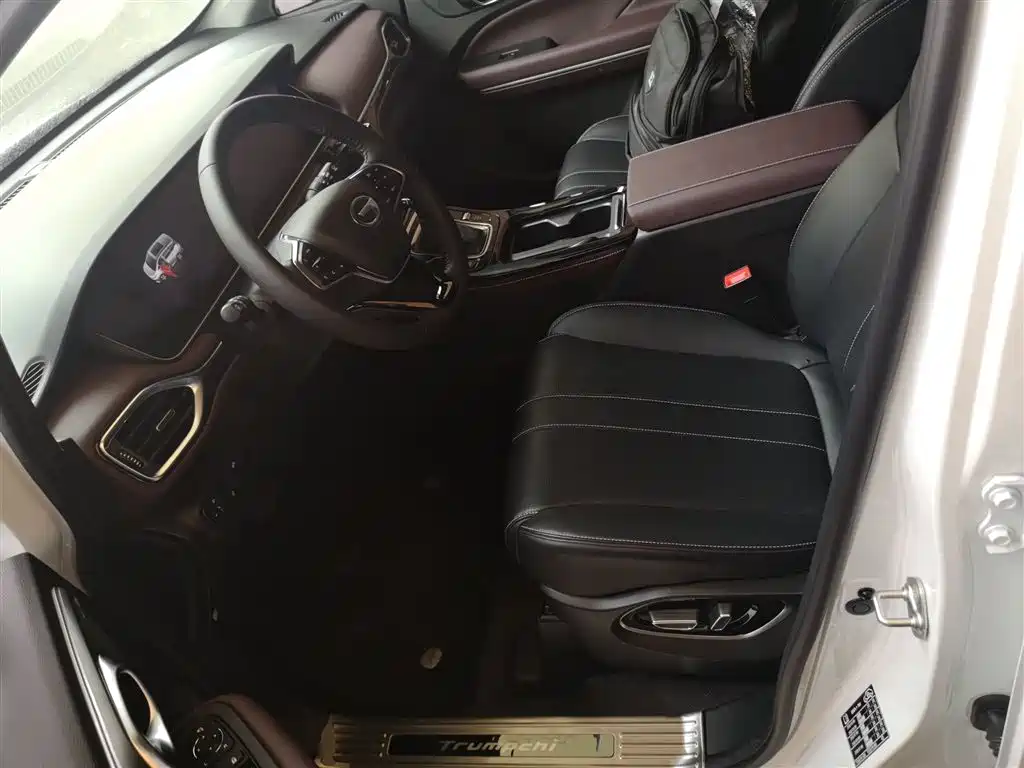 GAC Motor Trumpchi M6 2025 — фото 15