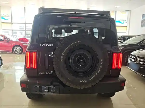 Tank 300 2022