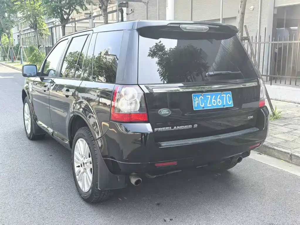 Land Rover Freelander 2 2012 — фото 19