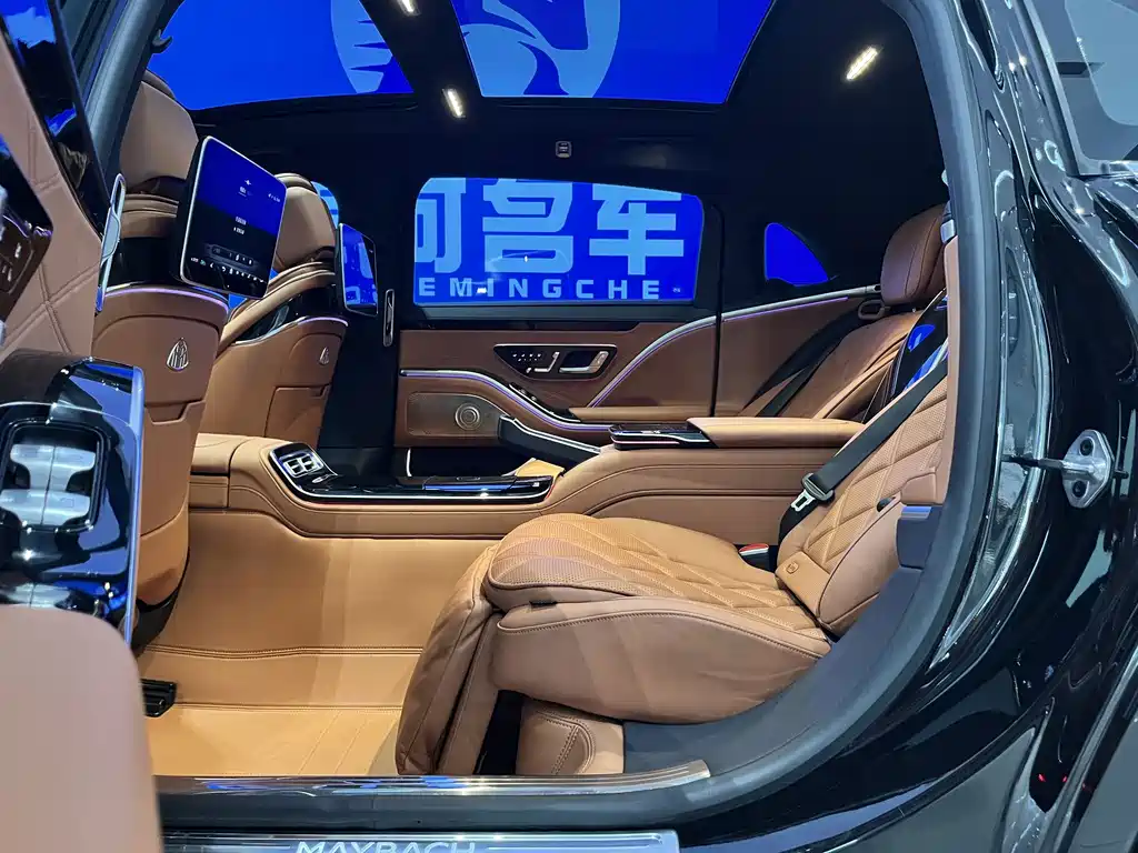Mercedes-Benz Maybach S-Class 2023 — фото 5