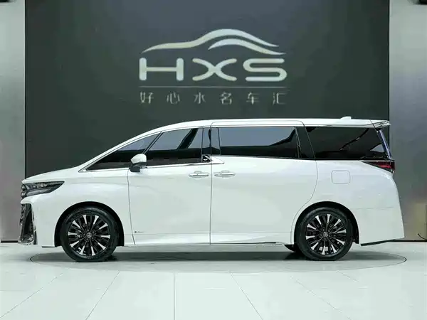Toyota Vellfire 2024